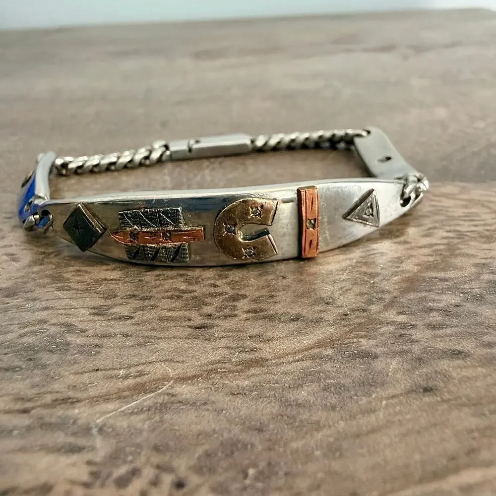 Unmarked Southwestern Native American Style Horseshoe Silver Bracelet